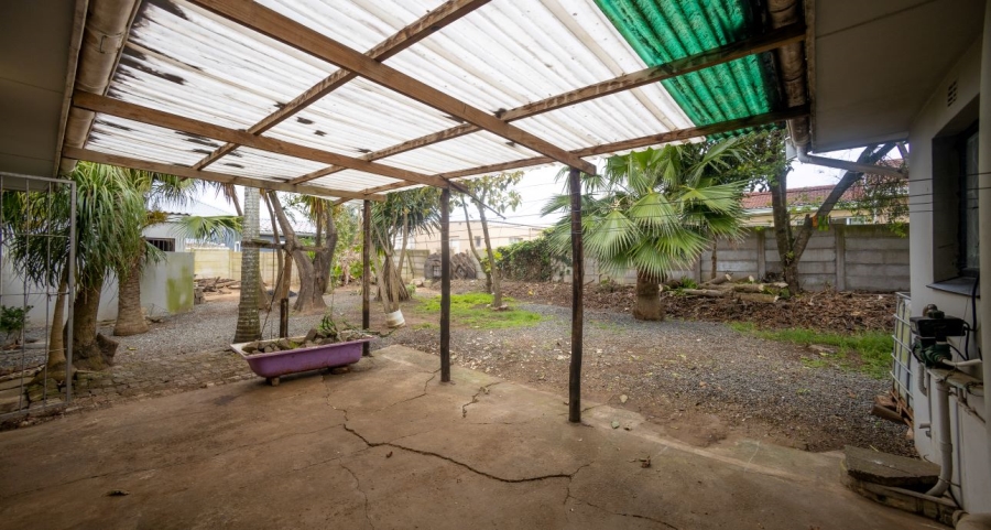 3 Bedroom Property for Sale in Sunnyridge Eastern Cape